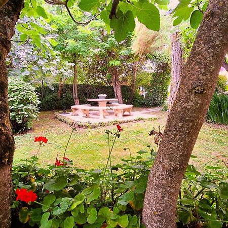 La Maison Du Soleil Saint-Gauderic Ngoại thất bức ảnh